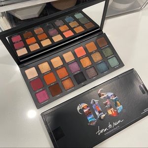 Urban Decay Born To Run eye shadow palette